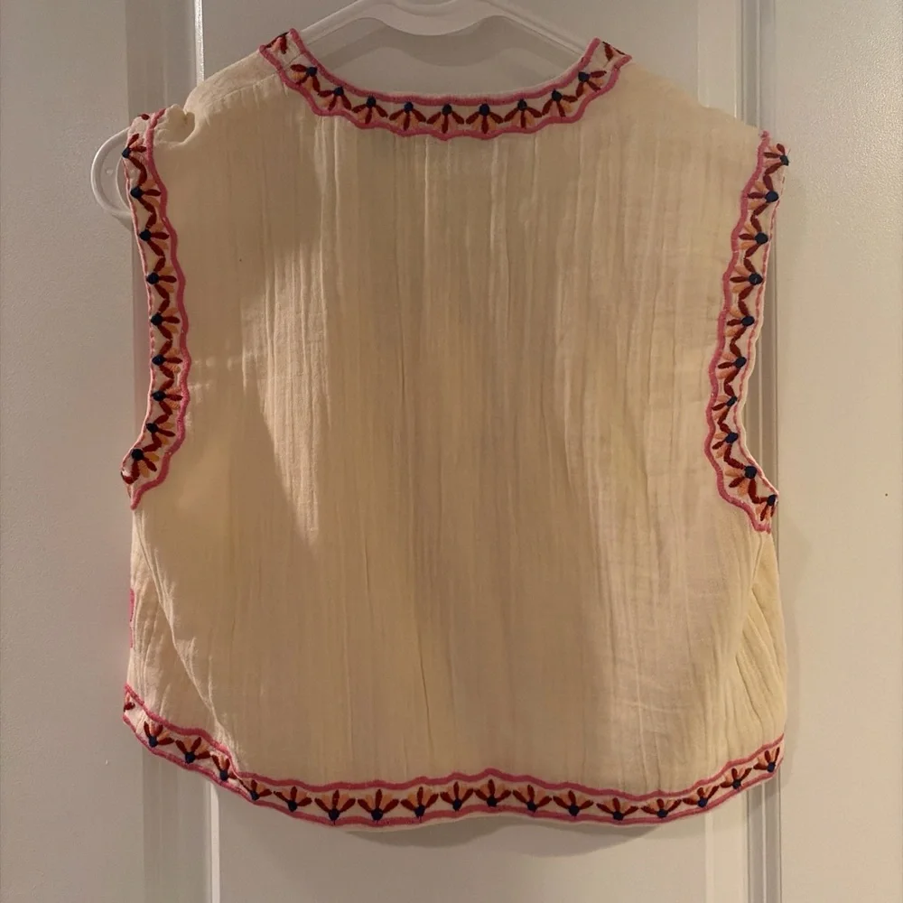 NOT FOR SALE Zara Cream Vest with Pink and Green Embroidery - Picture 3 of 4